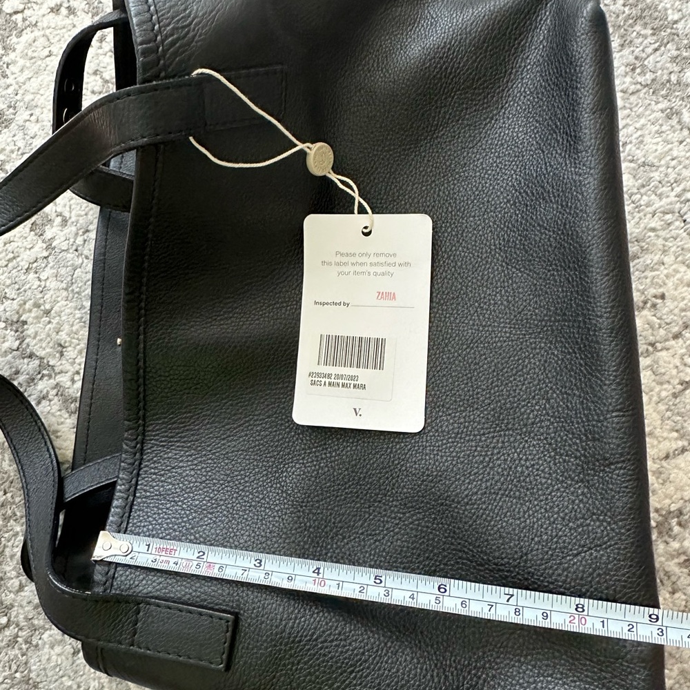 MaxMara Black Leather Shoulder Bag - Picture 11 of 15